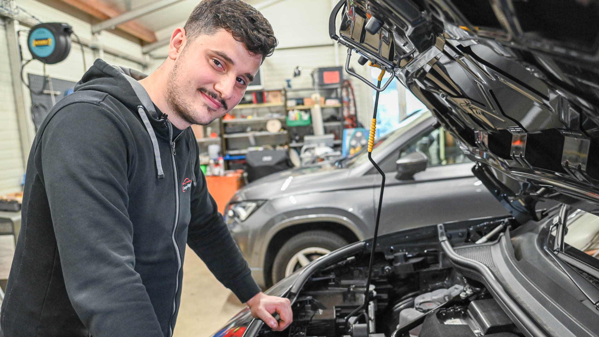 Garage F. Heggli AG Header